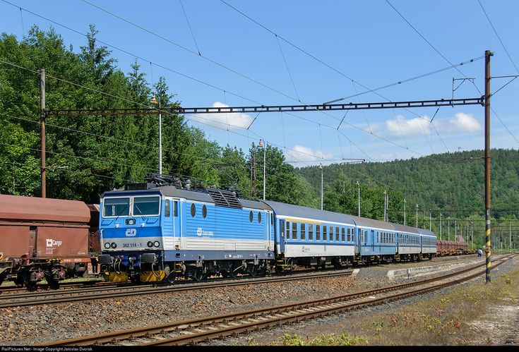 Lokomotiva 362 114